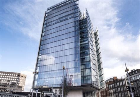 Serviced office space to rent in Millennium Bridge SE1.
